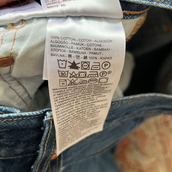 LEVIs 501 Women’s Distressed Original Jeans Size 28 - Picture 11 of 13